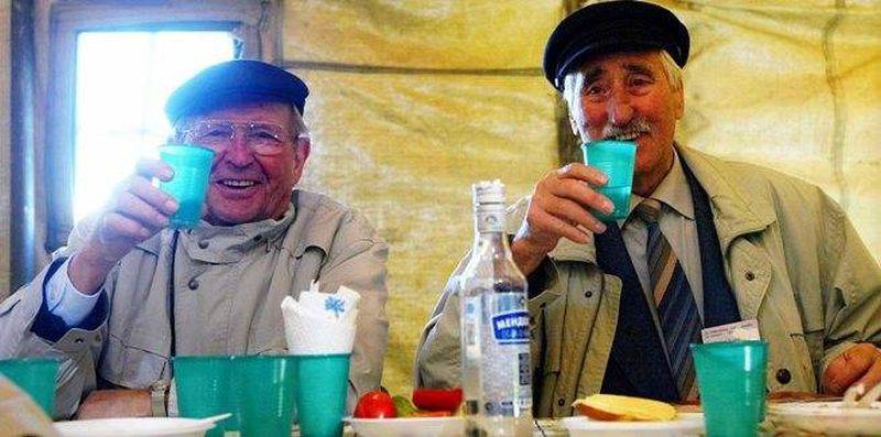 Noul cod fiscal ieftineşte vodca