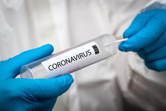 Noul coronavirus îşi pierde din putere, spune un recunoscut medic italian: 