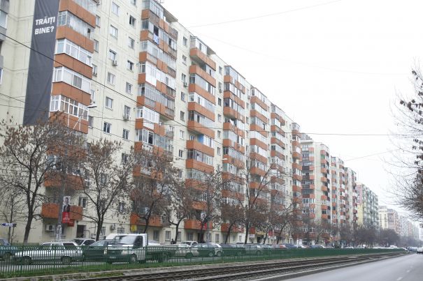 Numărul locuinţelor asigurate obligatoriu a scăzut în septembrie cu 3,5%