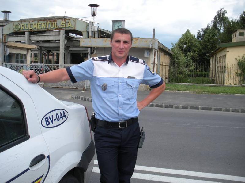 O echipă de la Controlul Intern al IGPR verifică situaţia sesizată de Marian Godină - Poliţistul vrea să demisioneze