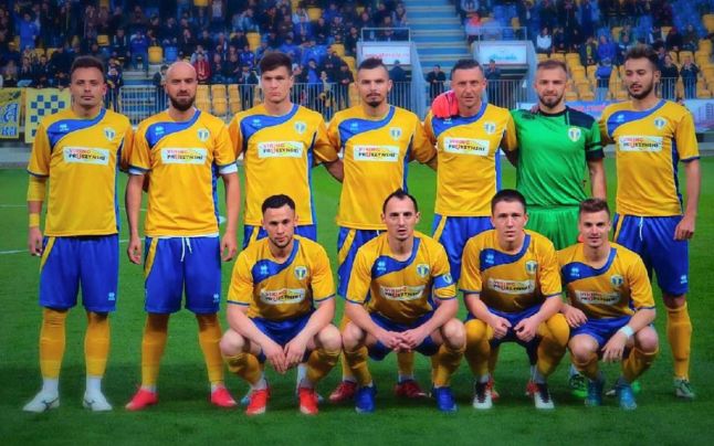 Oţelul, Farul, Petrolul şi Universitatea Cluj au promovat în Liga a III-a