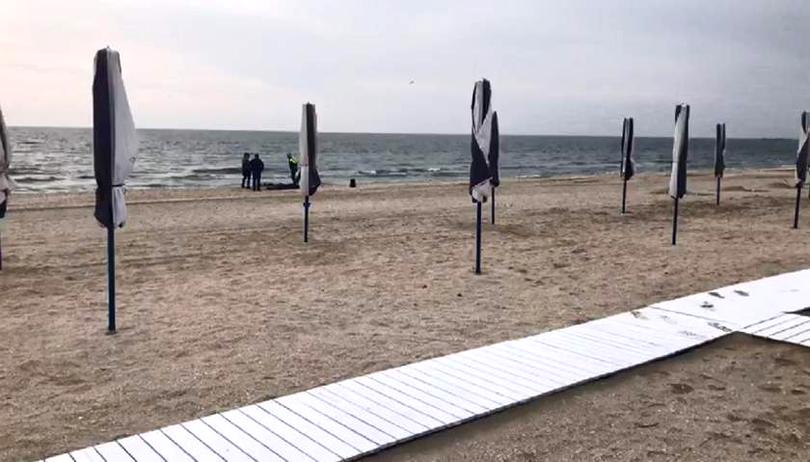 O femeie de 46 de ani, scoasă fără viaţă din mare, la Mamaia