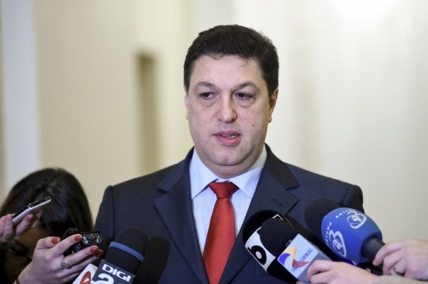 O luăm de la capăt! Serban Nicolae propune gratierea faptelor de coruptie