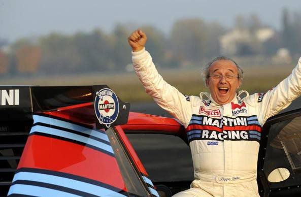 O româncă a ucis un pilot de legenda în Italia într-un stupid accident auto