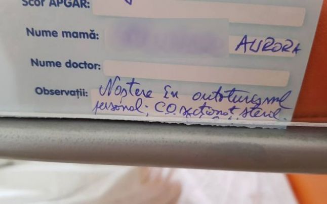 O sibiancă a născut în maşină, în drum spre Maternitate. Atât mama, cât şi fetiţa sunt bine