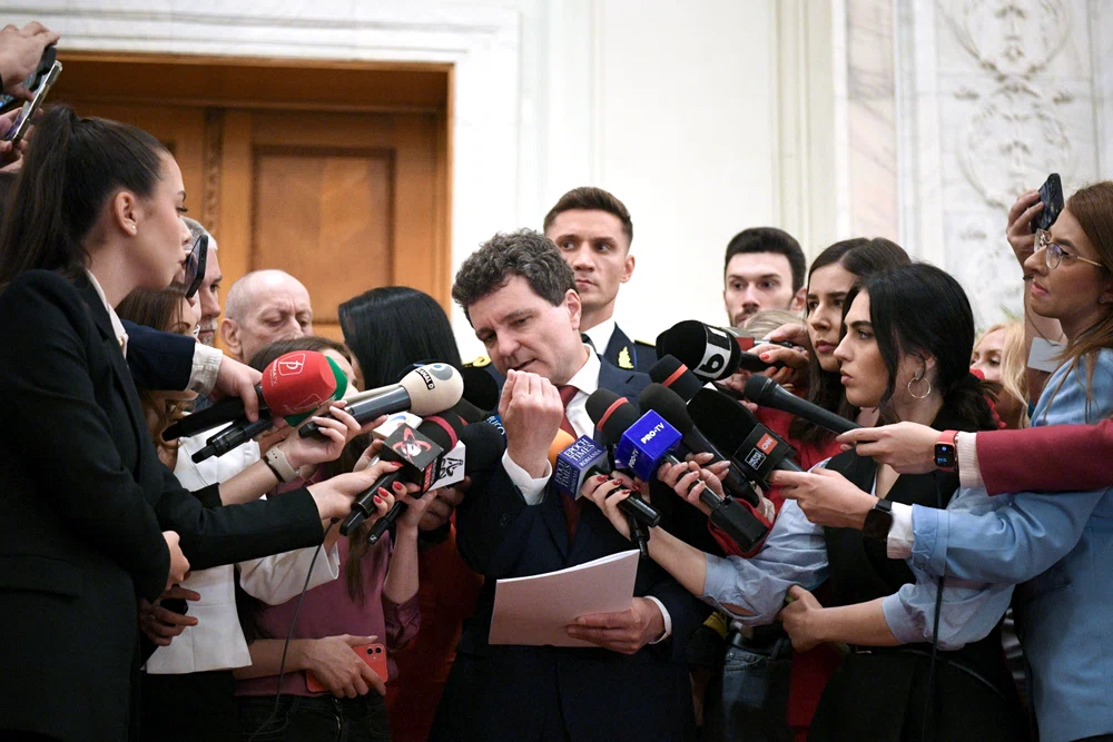 O tabără din PNL vrea suspendarea președintelui Nicușor Dan