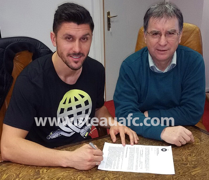 OFICIAL. Ciprian Marica a semnat cu Steaua un contract valabil un an. Prezentarea atacantului