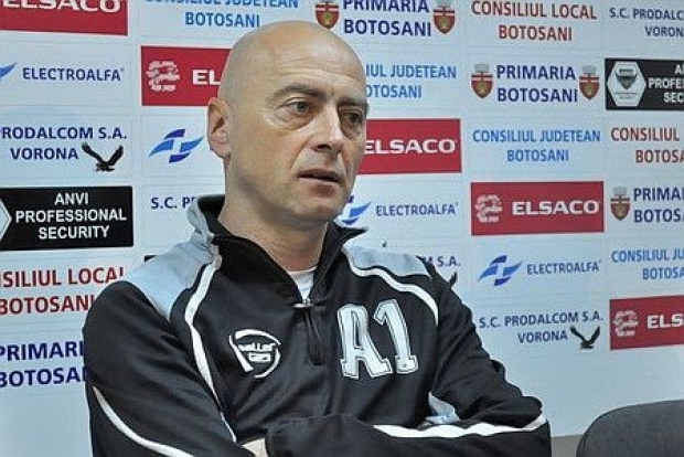 OFICIAL: Leo Grozavu nu mai este antrenorul echipei FC Botoșani
