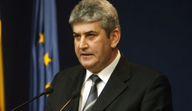 Ofiter al Politiei de Frontiera, desemnat politistul anului dupa ce a refuzat 80.000 de euro mita