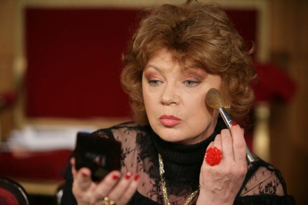 Oprea face Teatru. Si Cezara Dafinescu s-a înscris în UNPR