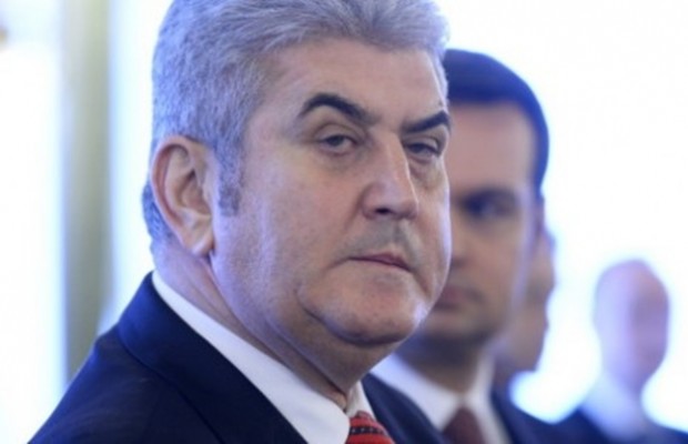 Oprea: M-am simţit hărţuit. În scurt timp voi renunţa la această imunitate, până la alegeri
