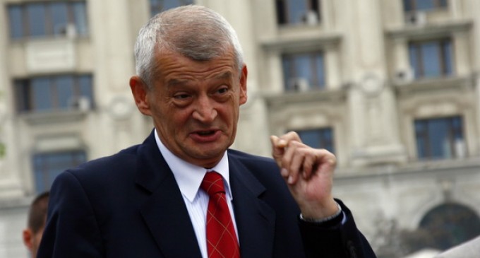 Oprescu s-a decis. Nu mai candidează la Primăria Capitalei, pe motiv de morala