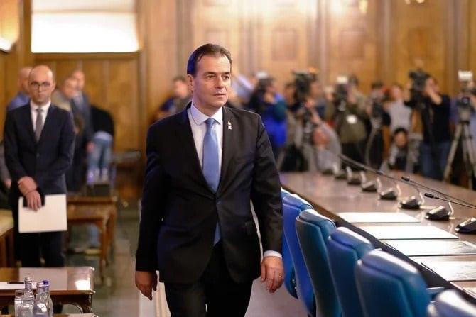 Orban nu poate da o dată pentru alegeri. Campaniile pentru locale și parlamentare, posibil în paralel