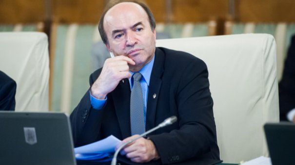 Ordonanța lui Tudorel Toader pentru legile justiției, criticată DUR de Forumul Judecătorilor