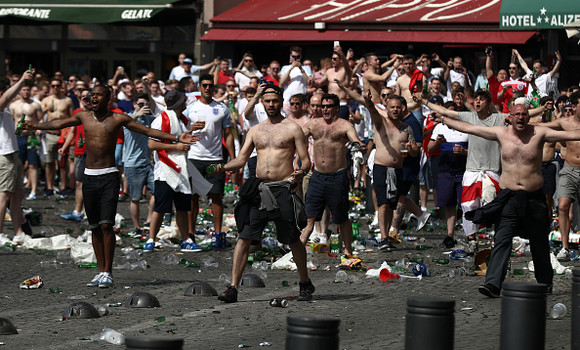 Pedeapsa UEFA pentru superterii batausi: Descalificarea Rusiei de la Euro 2016