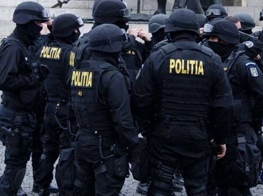 Percheziţii în Prahova, la suspecţi de furturi prin metoda „pomana