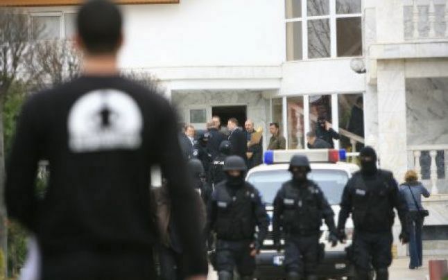 Percheziţii într-un dosar de operaţiuni ilicite cu tutun. Prejudiciul: 2,8 milioane de lei