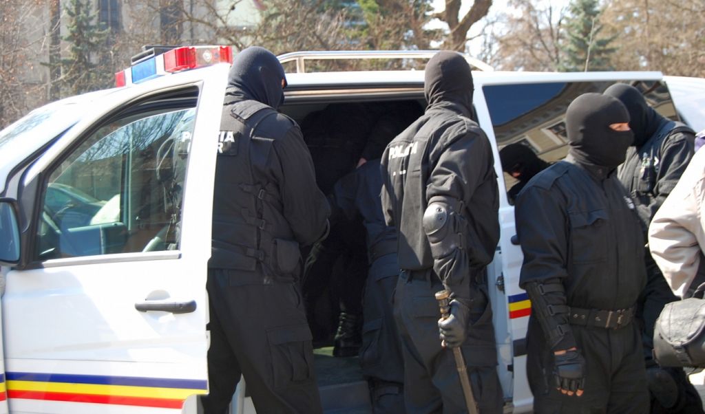 Percheziţii DNA la primăriile Cluj şi Sibiu