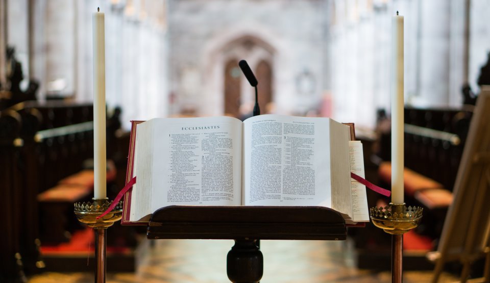 Persoanele religioase trăiesc mai mult, conform unui nou studiu