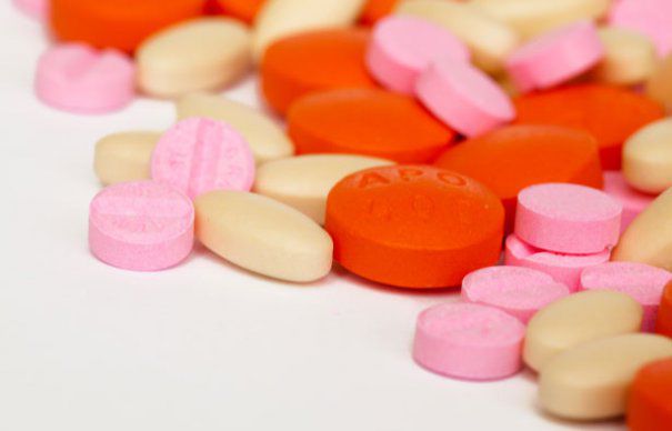 Peste 2000 de medicamente importante stau sa dispara de pe piață!