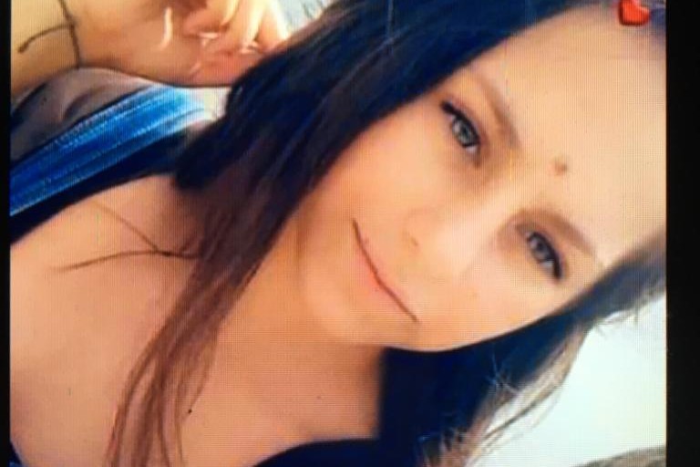 Poliţiştii din Cluj caută o fată de 13 ani, dată dispărută. A plecat de acasă şi nu s-a mai întors