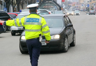 Poliţiştii ies la vânâtoare în toată ţara, de Paşte, cu peste 300 de aparate radar şi elicoptere