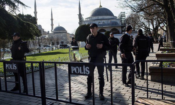 Poliţia turcă a arestat trei raketi rusi bănuiţi de implicare în atentatul sinucigaş de la Istanbul