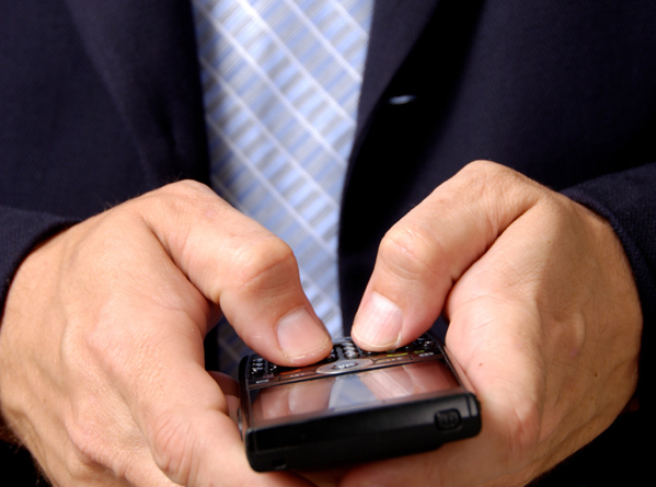 Portarea numerelor de telefon a depăsit orice record. Vezi unde se transferă clientii cei mai multi