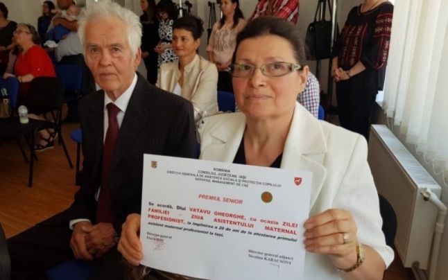 Povestea impresionantă a unei tinere țigănci care a ajuns studentă la Sorbona. Acum 13 ani era corigentă