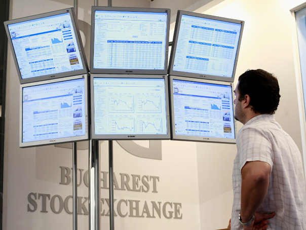 Prăbuşire la bursa de la Bucureşti din cauza măsurilor fiscale anunţate de Guvern. Taxa bancară şi Pilonul II au trimis acţiunile bursei la un minus de 7%