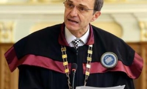 Președintele Academiei Române, în dezacord cu măsura din starea de alertă: