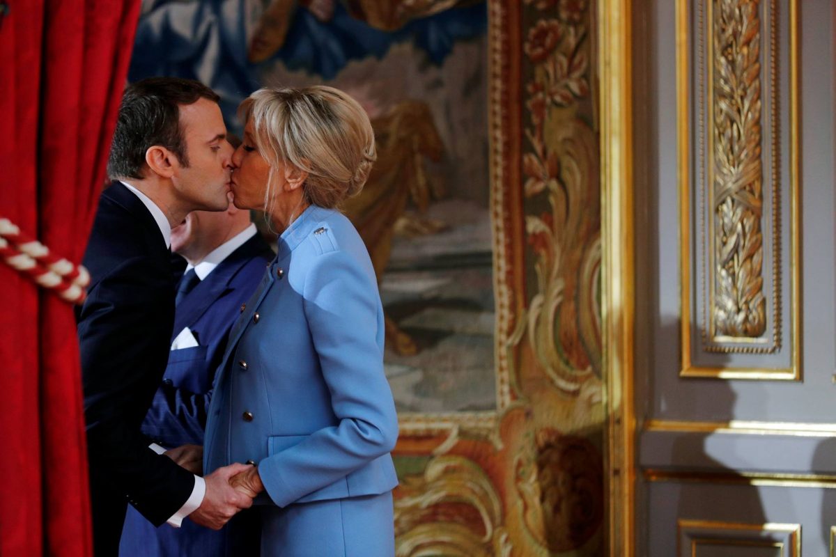 Preşedintele Macron denunţă fake-news conform cărora soţia sa ar fi o femeie transgender

