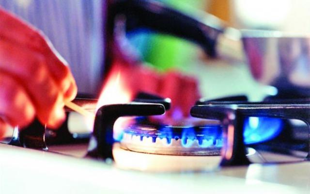 Preţul la gaze pentru consumatorii casnici se reduce de la 1 mai cu circa 1,5%