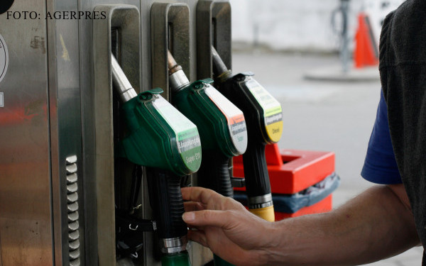 Prețul petrolului coboară la nivelul din 2003. In România carburantii sunt la nivelul lui 2008