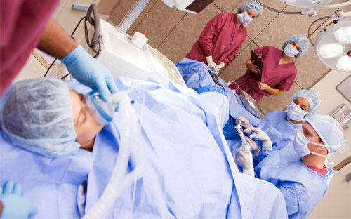 Premiera medicala in România: spina bifida operata in utero pe un fat de 1,25 kg
