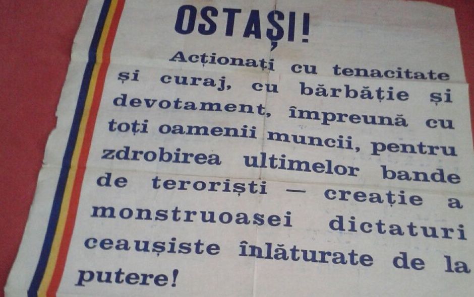 Primul manifest color răspândit în dimineața zilei de 24 decembrie 1989 la Arcul de Triumf