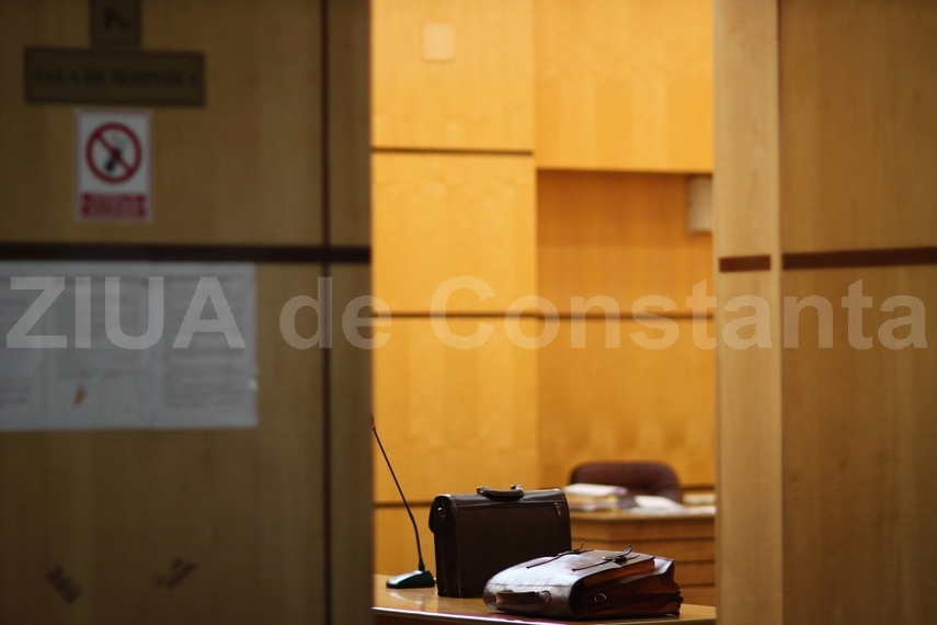 Profesor de geografie condamnat la închisoare pentru că ar fi bruscat un elev