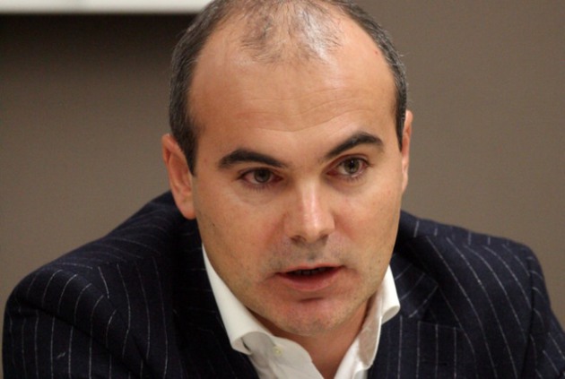 Profetiile lui Rares Bogdan: Iohannis nu va mai fi presedinte in 2017, PNL va fi distrus ca si PNT-CD