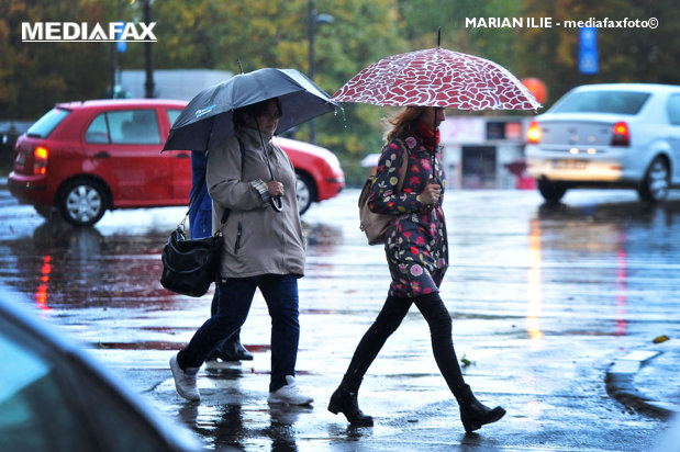 Prognoza meteo ANM, 22 decembrie. Plouă în toată ţara. Cum va fi vremea în Bucureşti