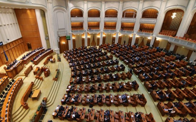 Proiectul USR privind desfiinţarea Secţiei Speciale, adoptat tacit de Camera Deputaţilor