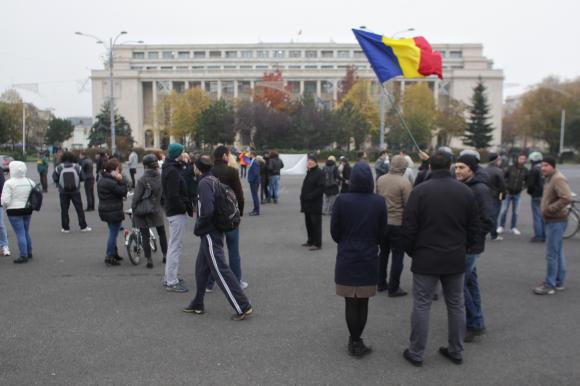Protest in Piata Victoriei impotriva Codului fiscal