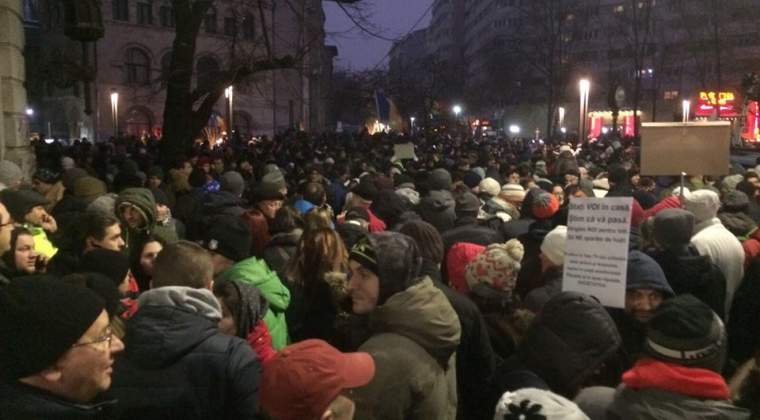 Proteste antiguvernamentale duminica in Piata Victoriei sub sloganul
