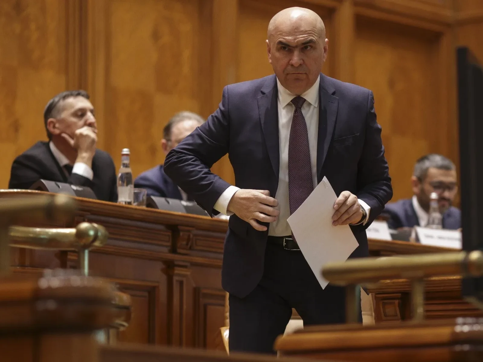 PSD îi dă o lovitură grea lui Ilie Bolojan: Jocul se mută în Parlament, după refuzul de la Guvern