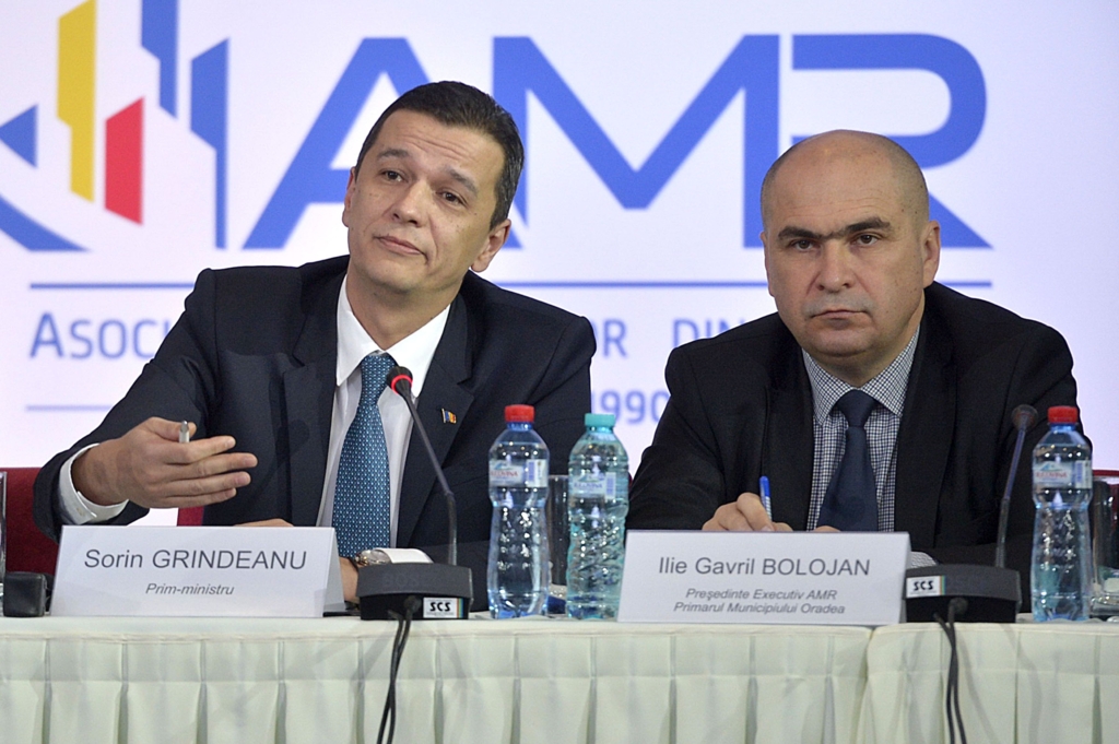 PSD pregătește ieșirea din coaliție. Ce scenarii iau în calcul social-democrații și ce ultimatul au dat liberalii (stenograme)