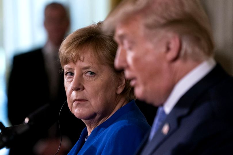 Răspunsul lui Merkel după ce Trump a declarat că Germania este ”prizoniera” Rusiei