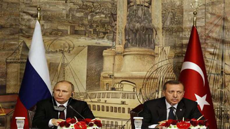 Războiul diplomatic Rusia - Turcia s-a mutat pe terenul de fotbal. UEFA, în stare de alertă / FOTO