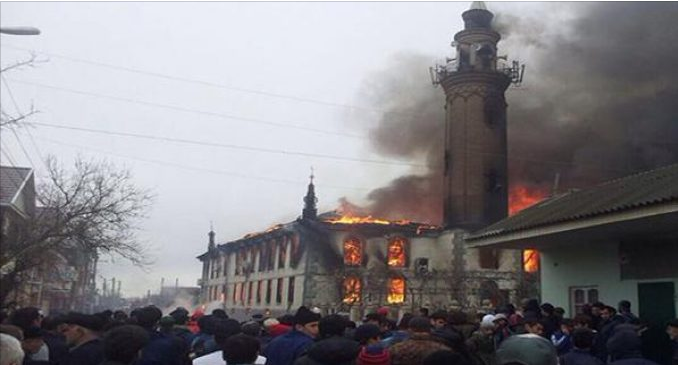 Răzbunare pentru atentatele din Franţa. Un american a vrut să incendieze o moschee