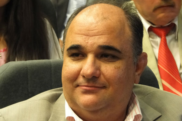 Radu Ionescu, fost vicepresedinte al CJ Prahova, si-a recunoscut fapta in dosarul in care este acuzat ca a luat mita o masina
