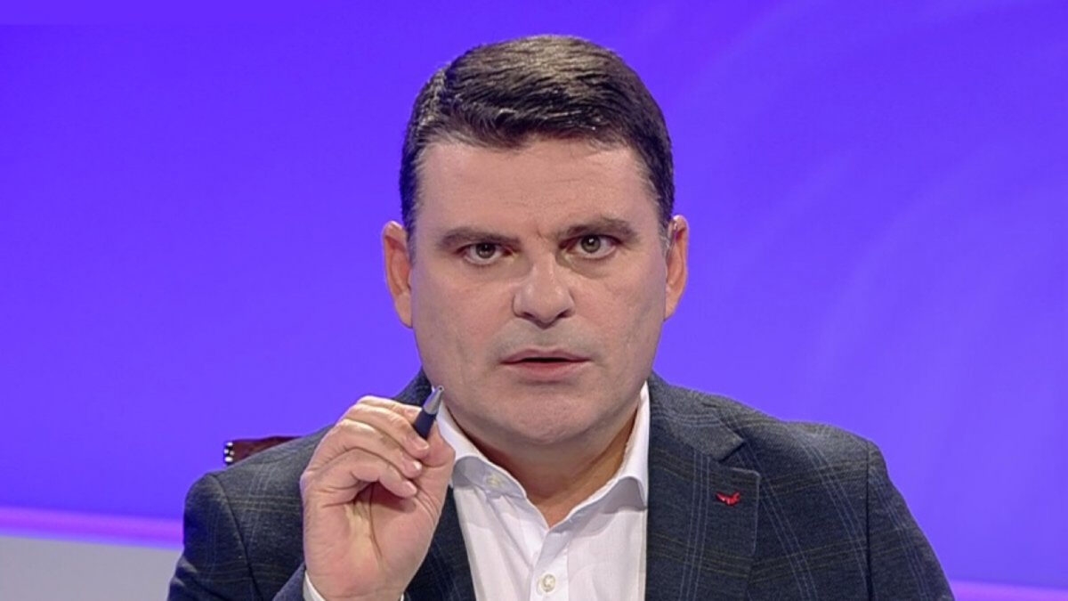 Radu Tudor vs George Simion. Schimb de replici spumos pe rețelele sociale