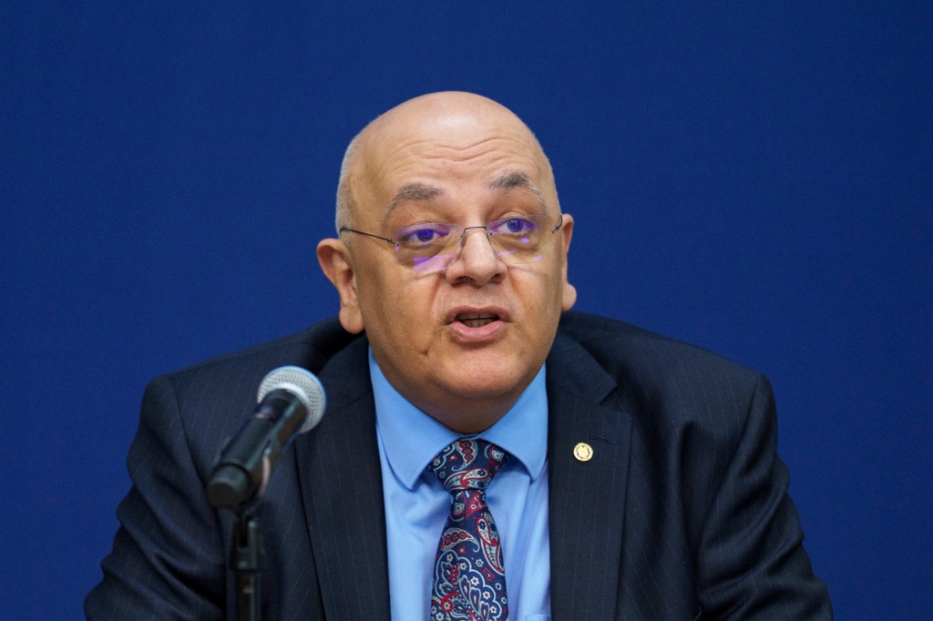 Raed Arafat e audiat la DNA de procurorii militari în legătură cu achiziția unui elicopter pentru care nu s-ar fi plătit TVA